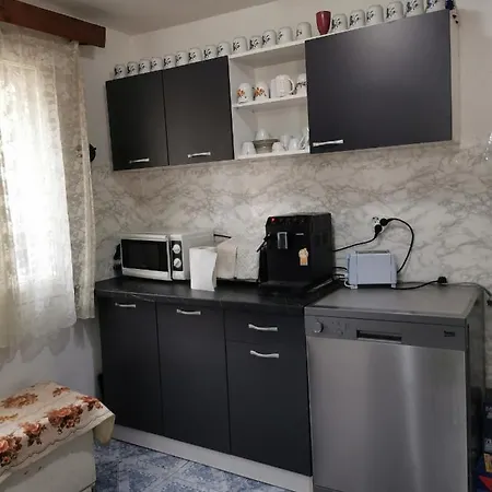 אכסניה Cabana Silvia *